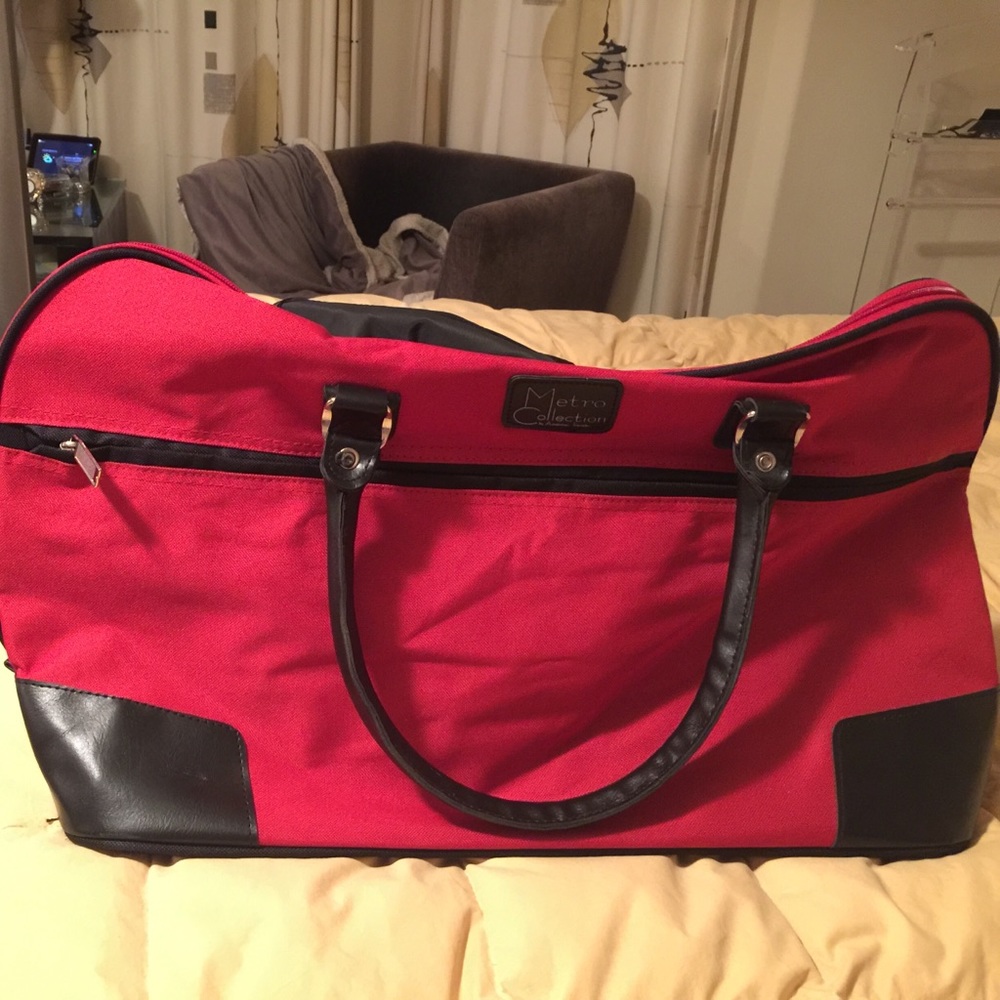 - Nwot red travel bag 23 x 13